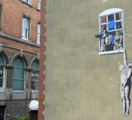 Un murale di Banksy a Bristol sarà messo all'asta insieme all'edificio su cui è stato creato
