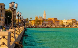 Guida a Bari, non solo Vecchia: il profumo di Focaccia e Adriatico