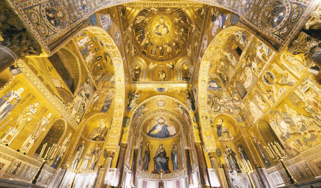 Guida a Palermo, interni della cattedrale