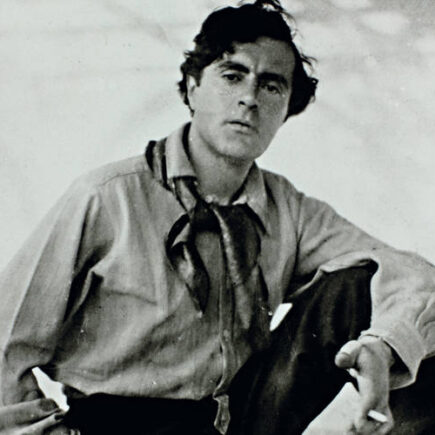 Amedeo Modigliani nasce a Livorno nel 1884, da una famiglia ebrea sefardita di cultura e ambizioni borghesi
