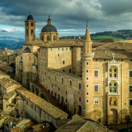 Guida al Palazzo Ducale di Urbino: dove il Rinascimento ha preso forma