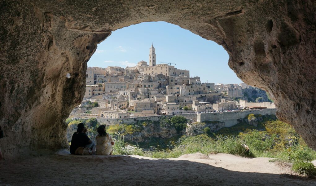 Matera: i Sassi, le chiese rupestri e l'arte che abita la roccia