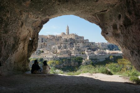 Matera: i Sassi, le chiese rupestri e l'arte che abita la roccia