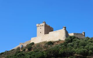 Cagliari città d'arte: guida al quartiere Castello e ai bronzetti nuragici