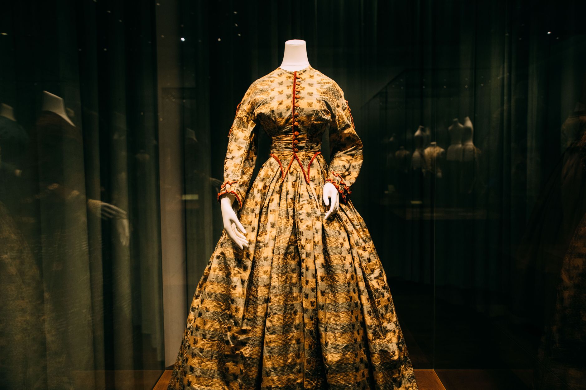 Dalí e la moda a Palazzo Reale: la mostra di Milano