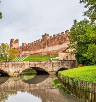 Castelfranco Veneto città d'arte: la patria di Giorgione tra mura medievali e capolavori rinascimentali