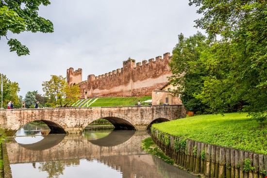 Castelfranco Veneto città d'arte: la patria di Giorgione tra mura medievali e capolavori rinascimentali